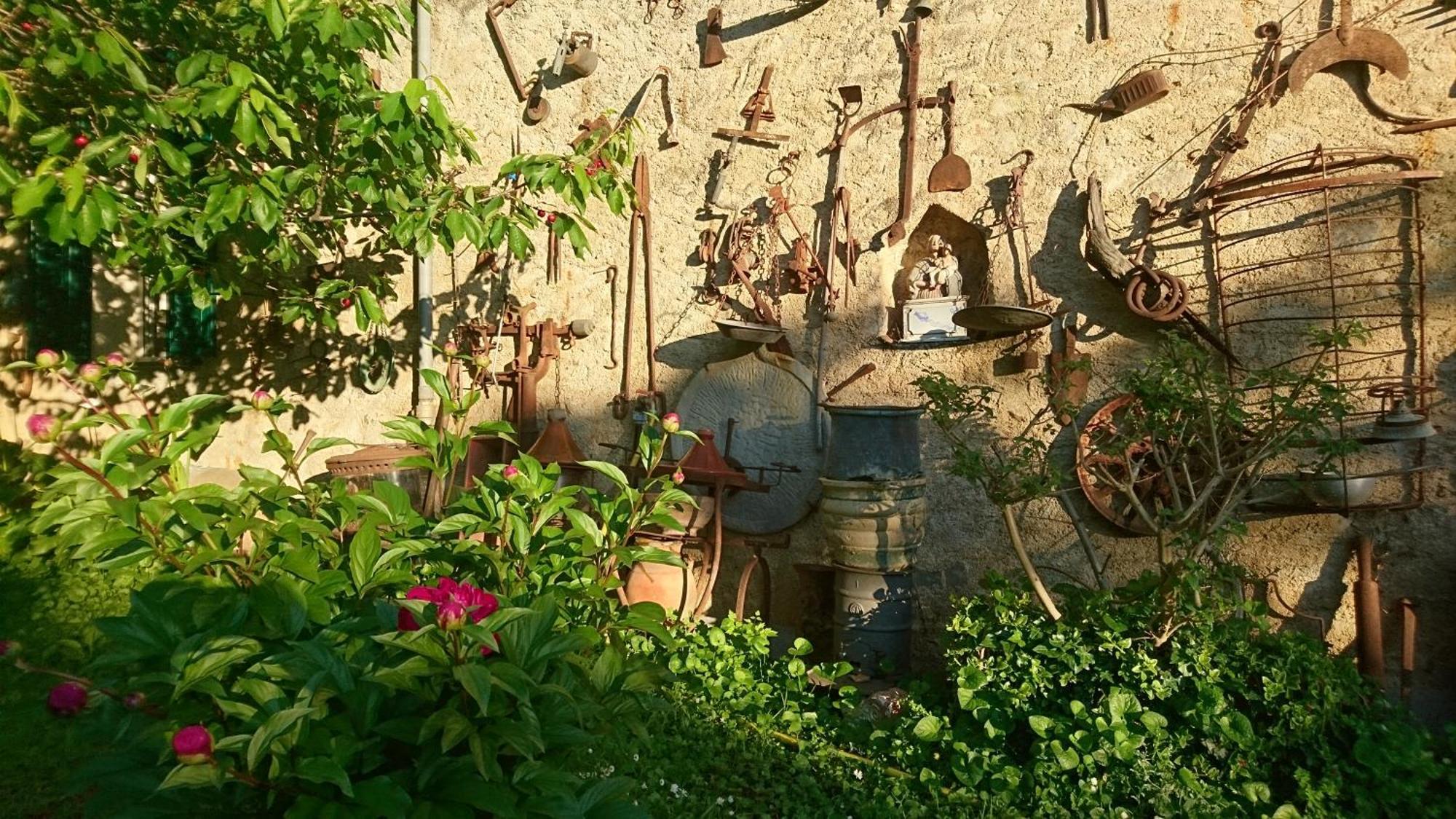 Oddi21 B&B Albenga Bagian luar foto