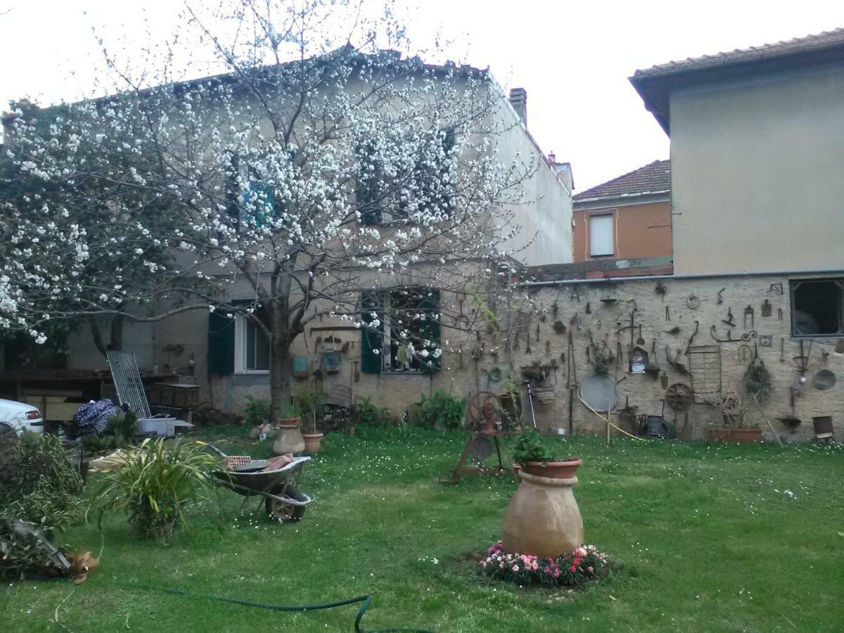 Oddi21 B&B Albenga Bagian luar foto